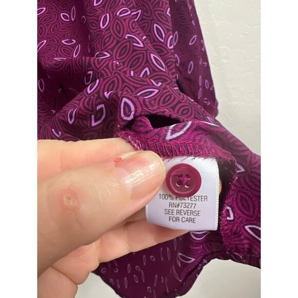 Dana Buchman V Neck Maroon Fun Geometric Print Blouse Sz XL Tunic Length - Picture 4 of 7